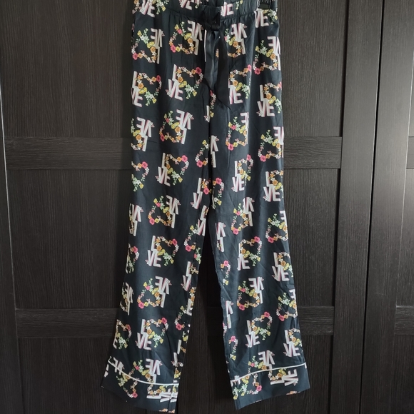 VS Lightweight Lounge/Sleep Pants NWT - Picture 2 of 11